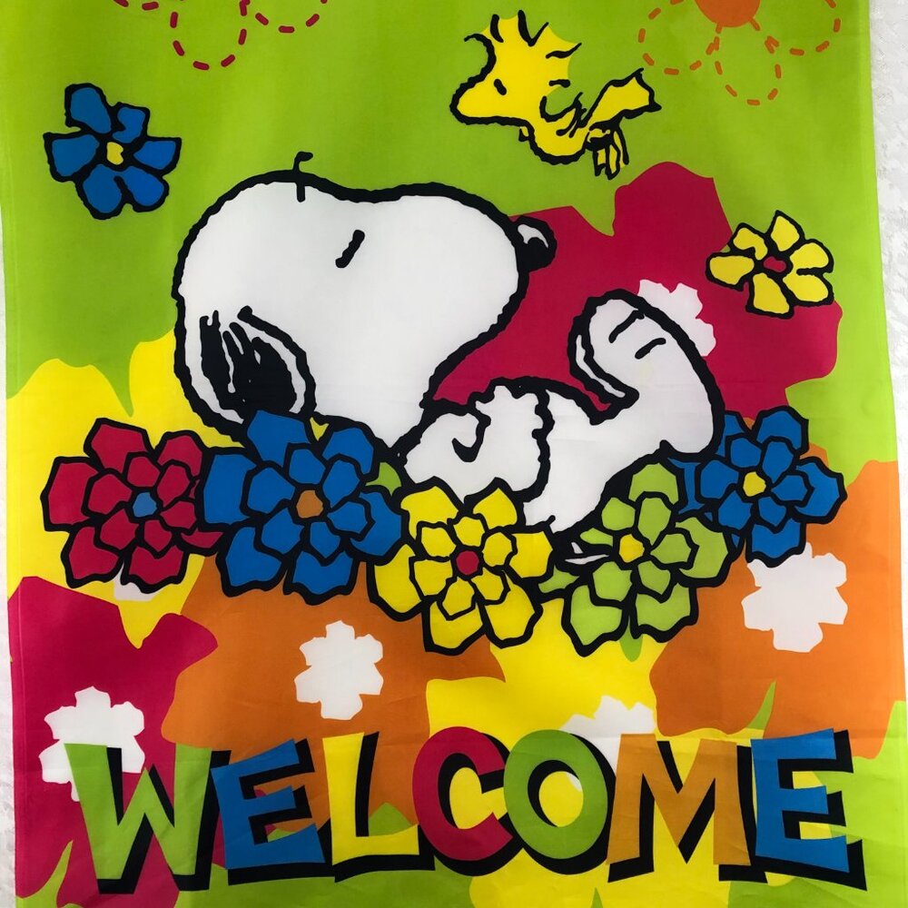Art Reflections Snoopy and Woodstock “WELCOME” Indoor/Outdoor Flag 28”x40” - Picture 3 of 7